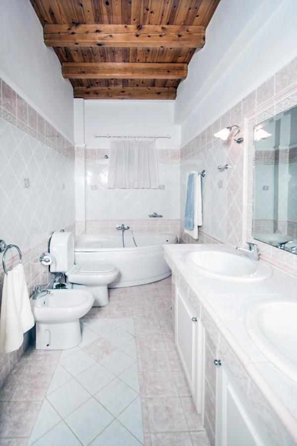Villa Victoria Corfu Ágios Matthaíos Екстериор снимка